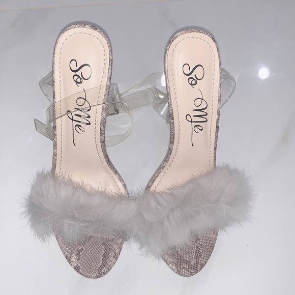 🆕Miss Lola snakeskin heels with faux fur. - Picture 2 of 4